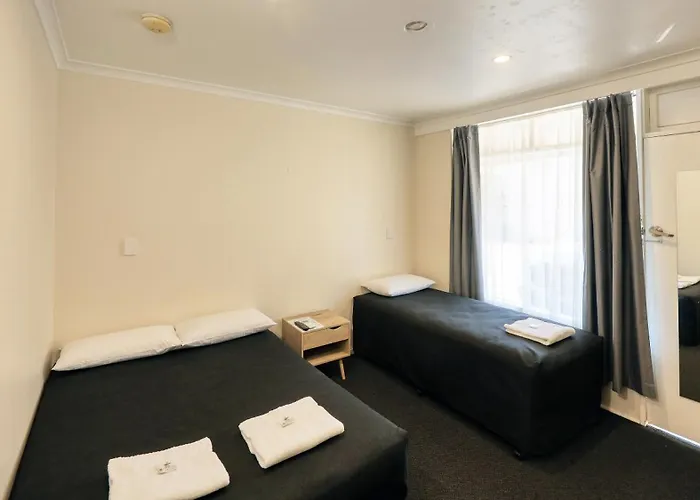 Coachman Hotel Motel