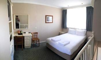 Coachman Motel Parkes